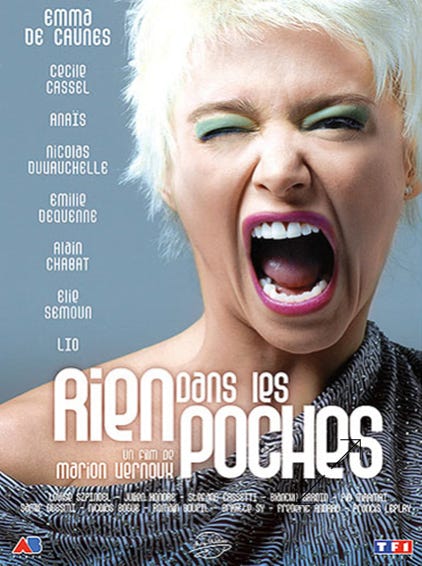 RIEN DANS LES POCHES